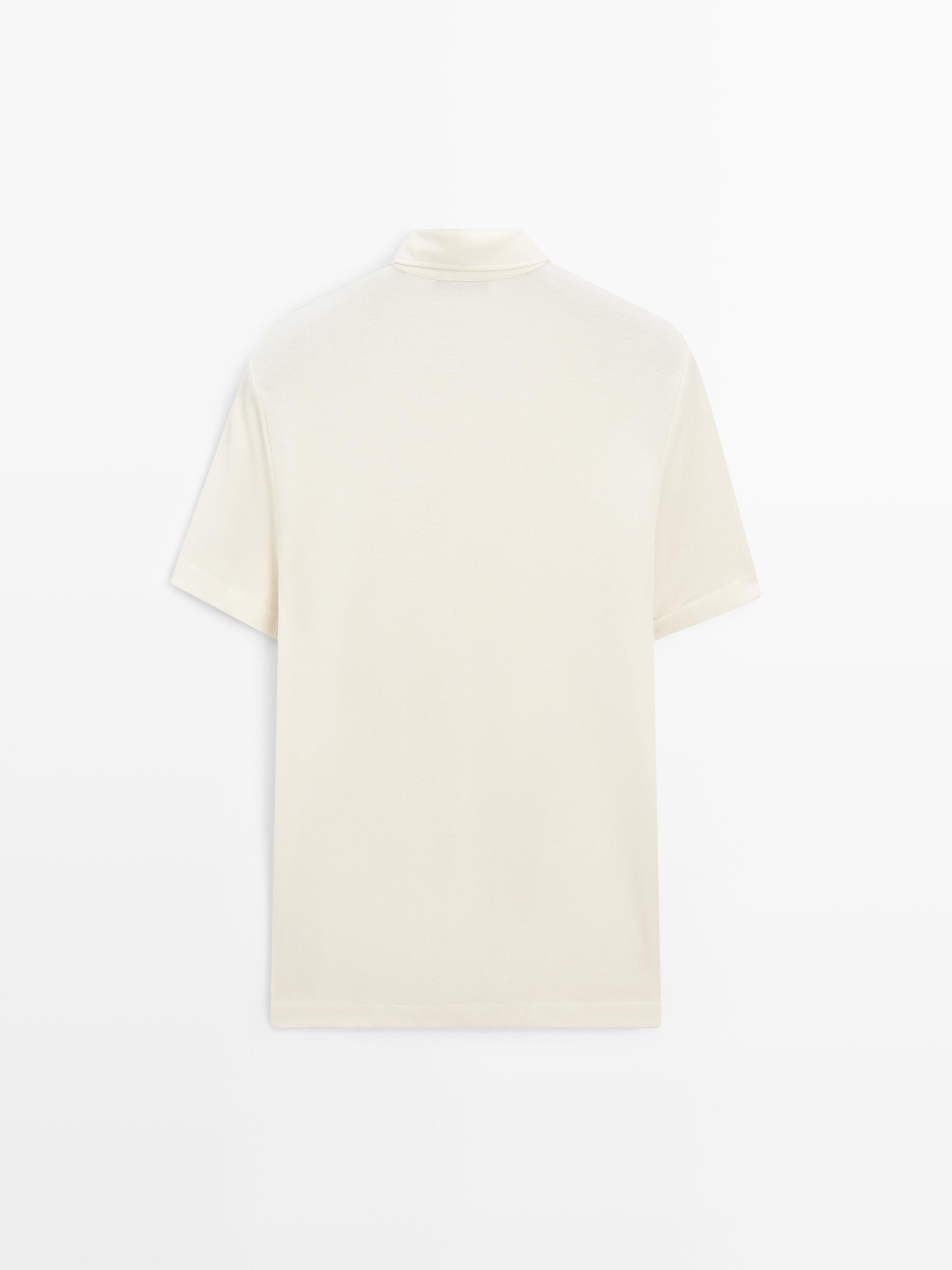 Short sleeve polo shirt with contrast seam detail